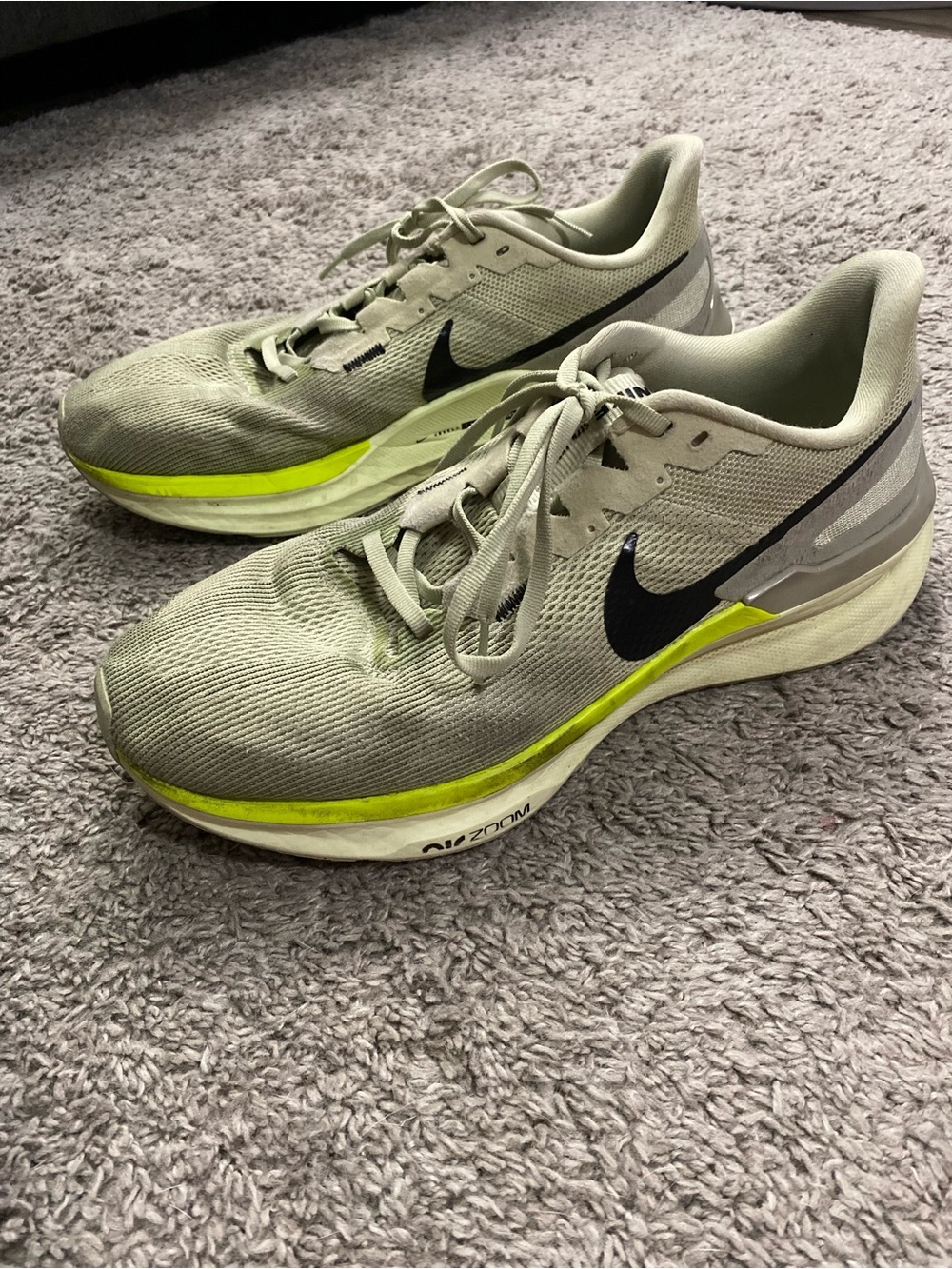 Nike Men’s Athletic Shoes - Light Green with Neon Yellow and Black
